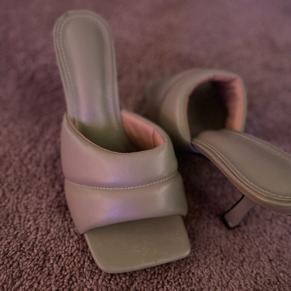 Squared Heels